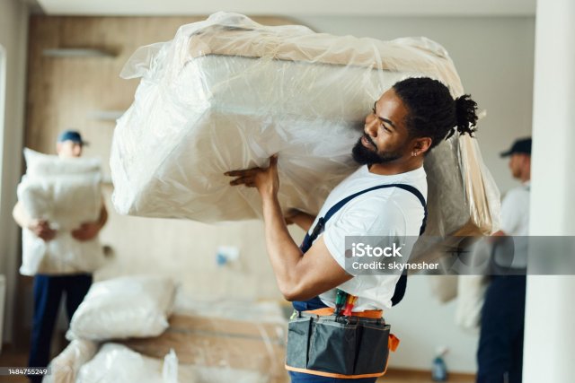 home-moving-istockphoto-1484755249