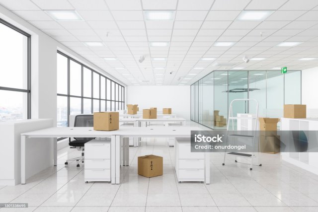 office-moving-istockphoto-1301338695